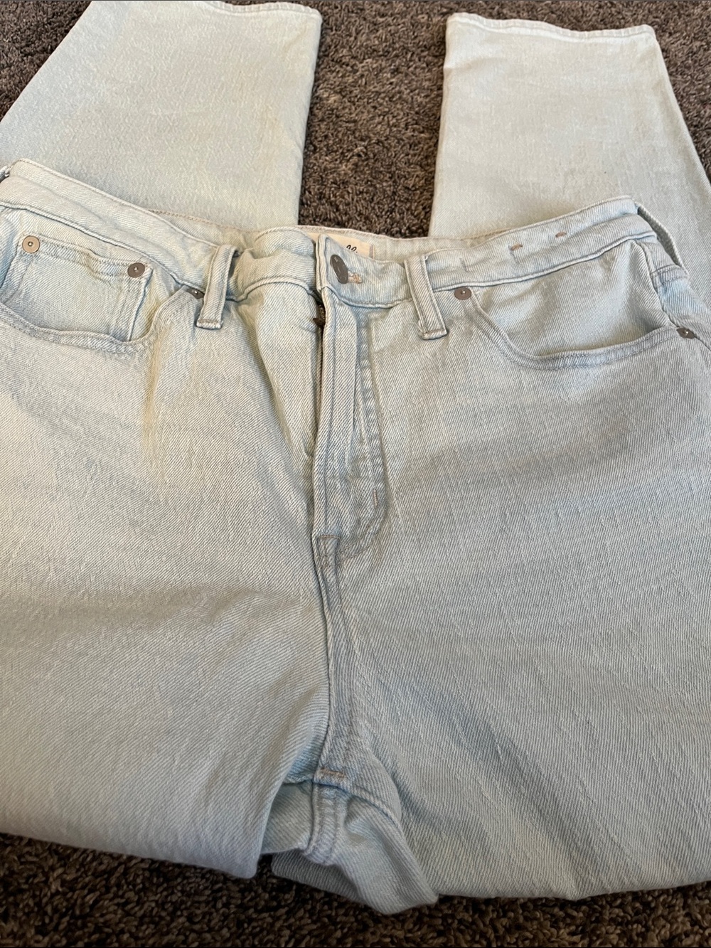 Madewell Pale Blue Straight-Leg Jeans. Curvy. Size 31!  Good condition